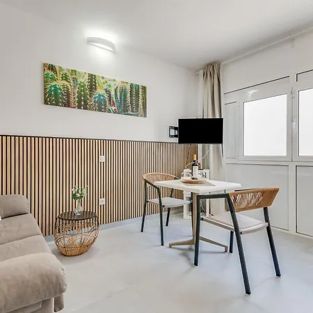 Apartment Home2book Modern & Roof Access Cruce de Arinaga
