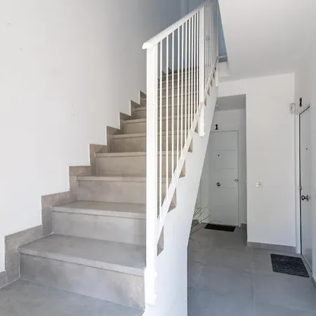 Home2book Modern & Roof Access * Cruce de Arinaga